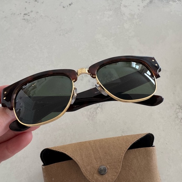 Ray-Ban Mega Clubmaster - Picture 4 of 9